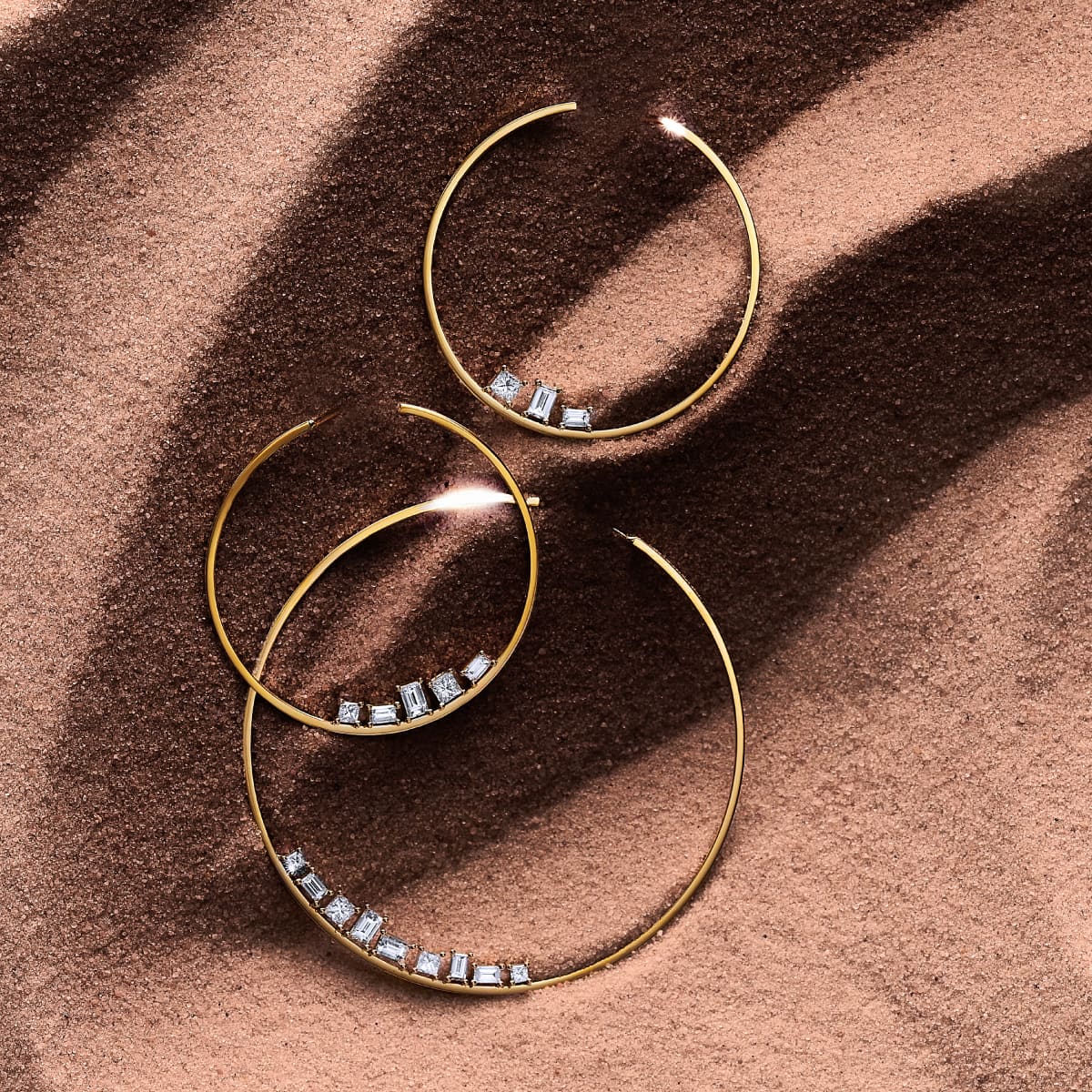 mosaic hoop asymmetric 耳環